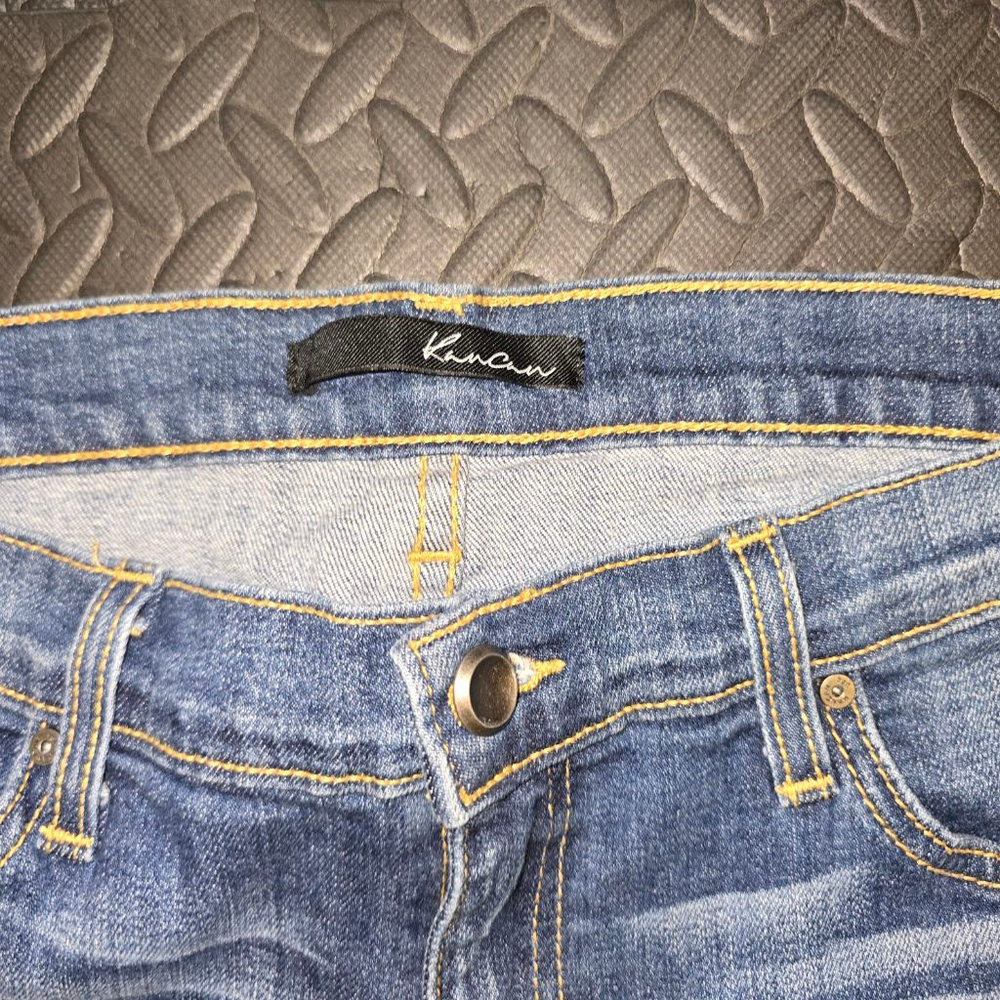 Women's KanCan Juniors 7 Blue Distressed Ankle Cropped Jeans - Picture 3 of 6